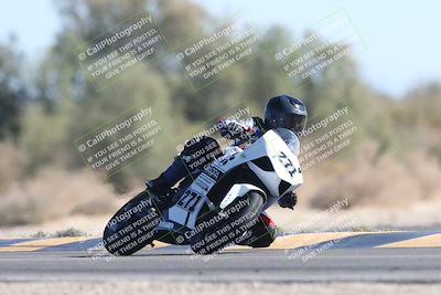 media/Nov-02-2025-CVMA (Sun) [[337aff29ab]]/Race 8-Formula Lightweight Twins Shootout/